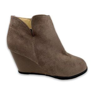 Faux Suede Wedge Heel Women 8.5 (39) Beige Neutral Zip Ankle Booties Shoe Fall